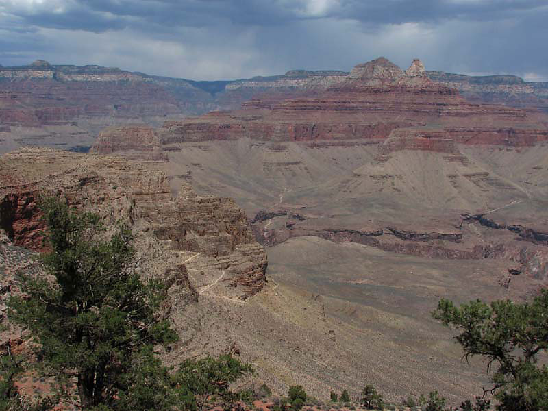 Grand Canyon - Trail winding downwards